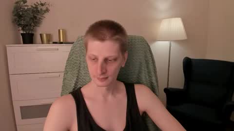 Andy online show from April 18, 8:53 pm