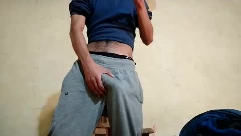 Snapshot of slimshaddyxx chatting on December 12, 7:19 am Prince online show from December 12, 7:19 am