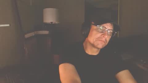 smalldickbigapple online show from December 3, 6:41 am