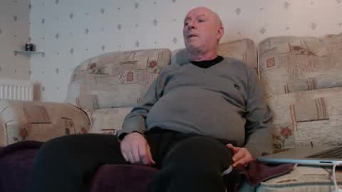 Steve online show from February 19, 10:28 pm