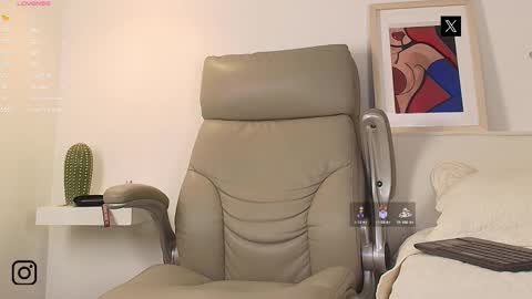 SMIT  online show from October 22, 9:51 pm