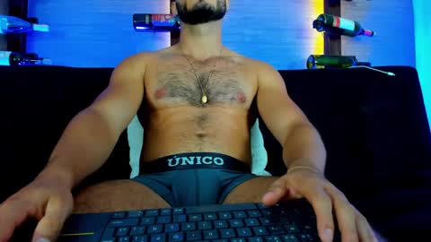 smith 994 online show from March 12, 8:31 pm