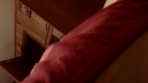 smittytom764923 online show from April 13, 6:47 am