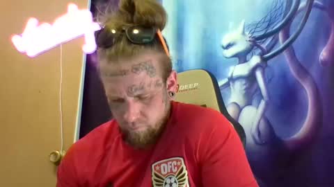 smoke online show from June 3, 6:02 pm