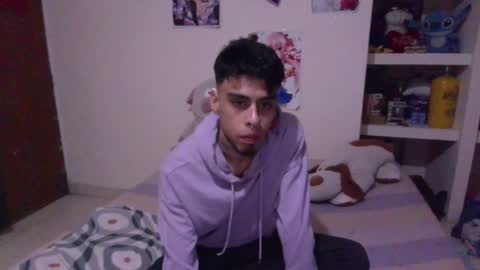 Snapshot of smoker00teddybear chatting on February 1, 8:08 am teddy online show from February 1, 8:08 am