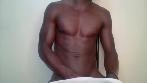 Snapshot of sneaky_link2 chatting on March 6, 5:46 am papi online show from March 6, 5:46 am