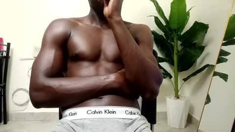 papi online show from December 5, 10:11 am