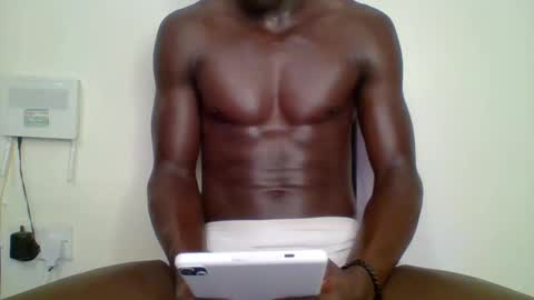 Snapshot of sneaky_link2 chatting on February 22, 6:50 am papi online show from February 22, 6:50 am