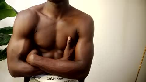 papi online show from March 10, 5:02 am