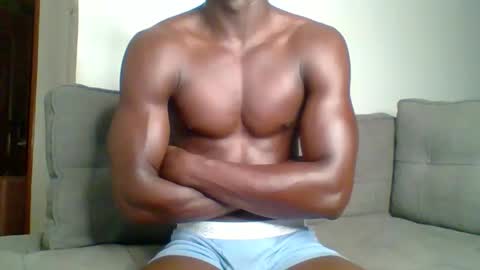 Snapshot of sneaky_link2 chatting on September 19, 6:36 am papi online show from September 19, 6:36 am