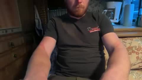 snowtrooper888 online show from April 1, 12:45 am