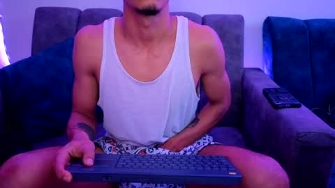businessman online show from July 10, 11:17 pm