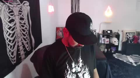 El Carlitos online show from April 22, 9:19 pm