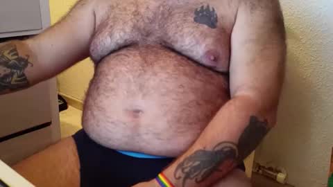 Snapshot of spain_bear chatting on October 12, 2:49 am spain_bear online show from October 12, 2:49 am