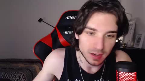 Anthony online show from December 25, 12:27 am