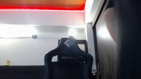     online show from May 27, 5:26 am