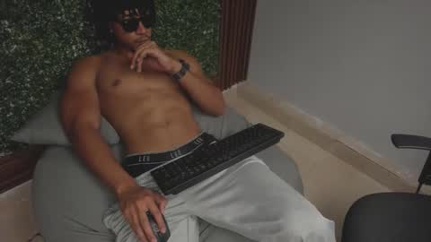 spent_0 online show from December 2, 11:43 pm