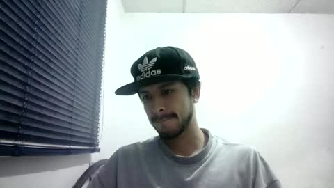 Snapshot of sperm_donor94 chatting on October 8, 2:49 am sperm_donor94 online show from October 8, 2:49 am