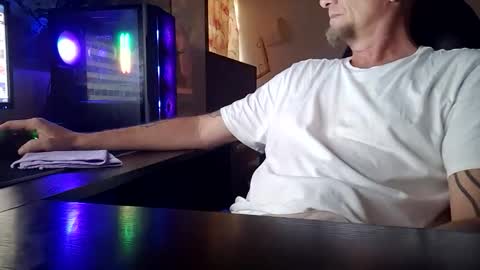 Snapshot of spicyfox420 chatting on October 29, 9:07 pm SpicyFox420 online show from October 29, 9:07 pm