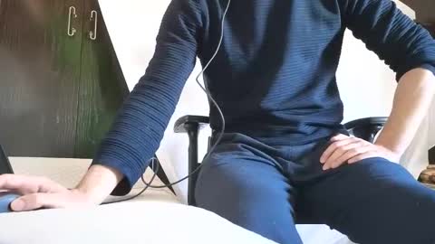 Snapshot of spider_0090 chatting on October 9, 12:54 pm Marco. When Im offline you can view premium content in bio online show from October 9, 12:54 pm