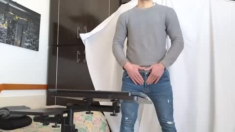 Snapshot of spider_0090 chatting on March 7, 8:34 am Marco. When Im offline you can view premium content in bio online show from March 7, 8:34 am