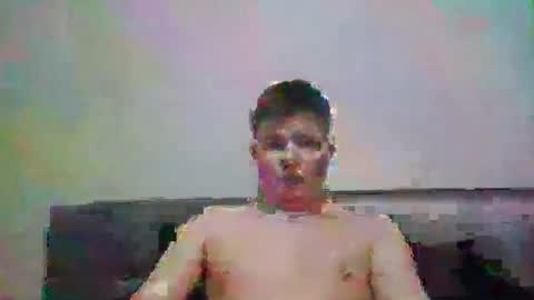 Snapshot of spkieeb28 chatting on February 26, 12:16 am Jameslux online show from February 26, 12:16 am