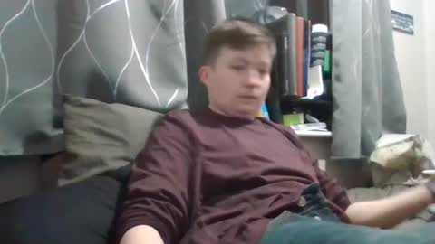 Snapshot of spkieeb28 chatting on December 26, 4:58 pm Jameslux online show from December 26, 4:58 pm