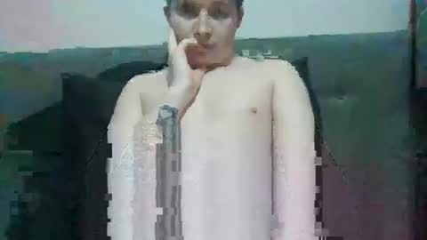 Snapshot of spkieeb28 chatting on February 7, 12:42 am Jameslux online show from February 7, 12:42 am