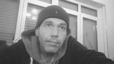 spliffray online show from December 14, 4:12 am