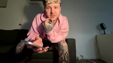 Keepscrolling online show from February 27, 7:31 am