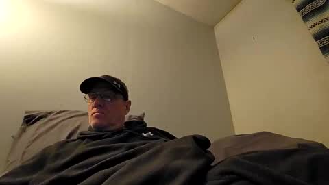 squeeze_it_out online show from January 12, 4:27 am