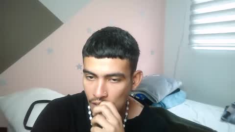 Snapshot of srcejotas chatting on February 6, 4:36 pm sorry mom online show from February 6, 4:36 pm