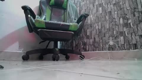 sr master cum its my old account online show from February 6, 6:56 pm