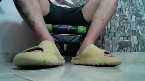 sr master cum its my old account online show from February 1, 6:40 pm