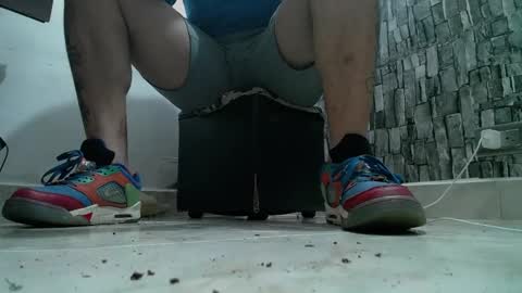 sr master cum its my old account online show from December 15, 3:02 am