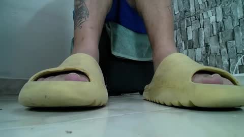 sr master cum its my old account online show from December 2, 10:10 pm