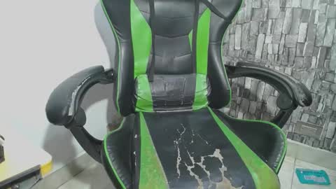 sr master cum its my old account online show from February 27, 1:29 am