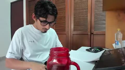 srincognito666 online show from July 2, 11:27 am
