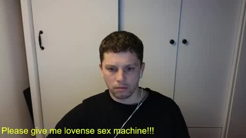 st1vemaster01 online show from April 23, 3:14 pm