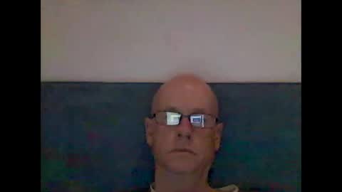 stanley1923308 online show from April 3, 10:28 pm