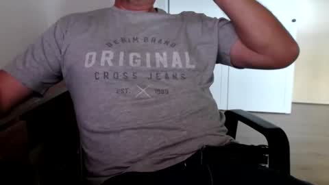 Snapshot of stefan2580 chatting on September 14, 8:16 am Stefan online show from September 14, 8:16 am