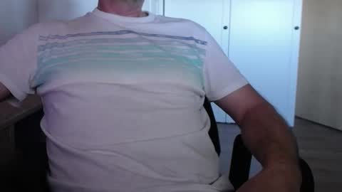 Snapshot of stefan2580 chatting on December 25, 1:41 pm Stefan online show from December 25, 1:41 pm