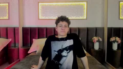 Esrefan online show from February 28, 8:41 pm