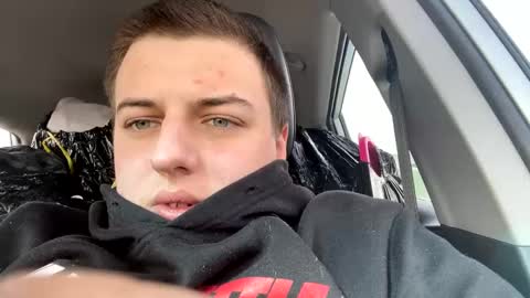 Honestly Im a slut I have a high sex drive and I love talking to people off this platform  online show from February 20, 7:30 pm