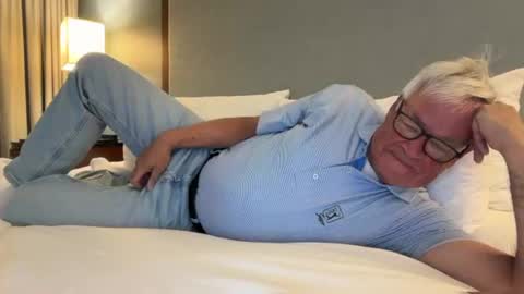 Steve online show from June 25, 2:47 am