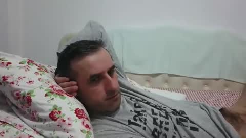 Snapshot of stevenpit chatting on February 17, 8:15 pm stevenpit online show from February 17, 8:15 pm