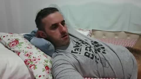 Snapshot of stevenpit chatting on February 10, 6:24 pm stevenpit online show from February 10, 6:24 pm