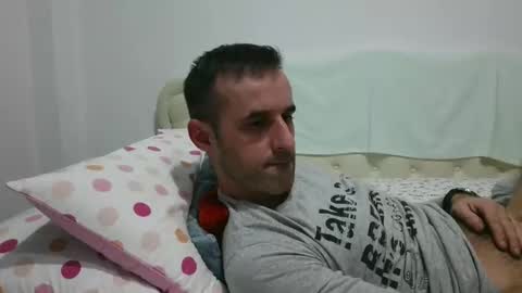 Snapshot of stevenpit chatting on January 9, 6:47 pm stevenpit online show from January 9, 6:47 pm