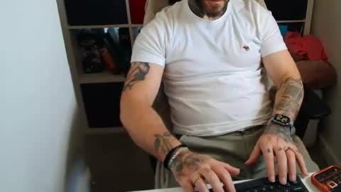 stevie_rae online show from June 22, 9:04 am
