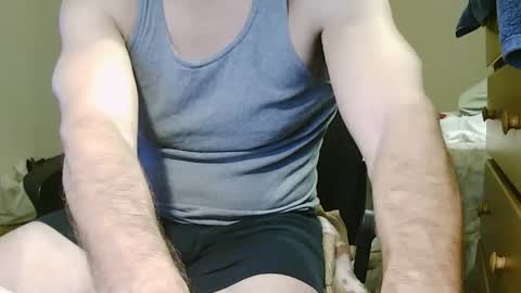 Snapshot of stevo69697 chatting on October 16, 4:42 am Chillguy online show from October 16, 4:42 am